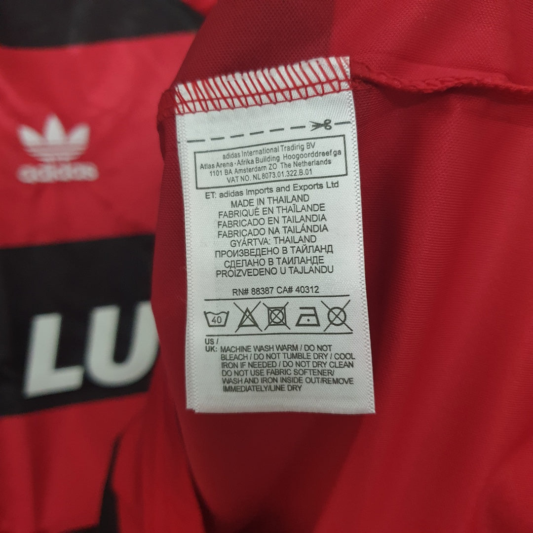 Camiseta Retro Flamengo Local Roja y Negra 1990 - espalda
