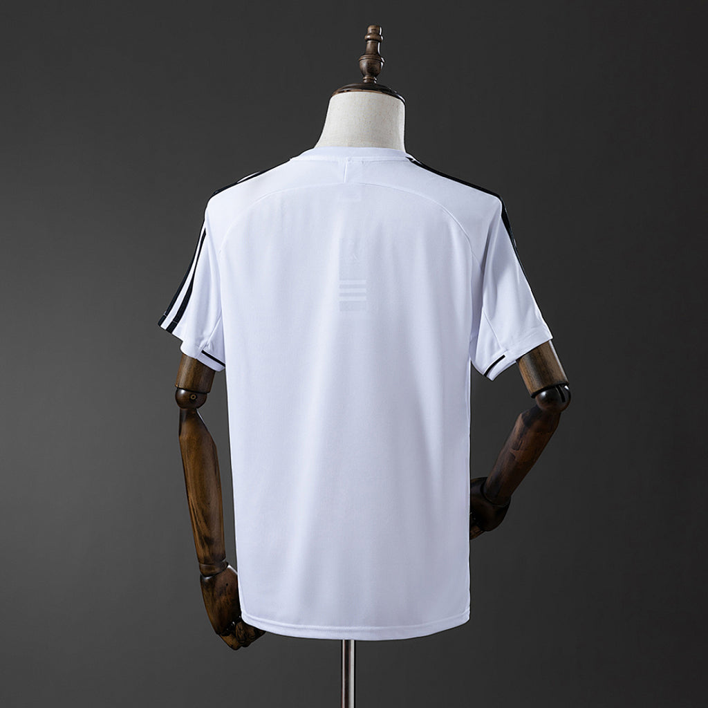 Camiseta Retro Real Madrid Local Celeste y Negra 04/05 - espalda