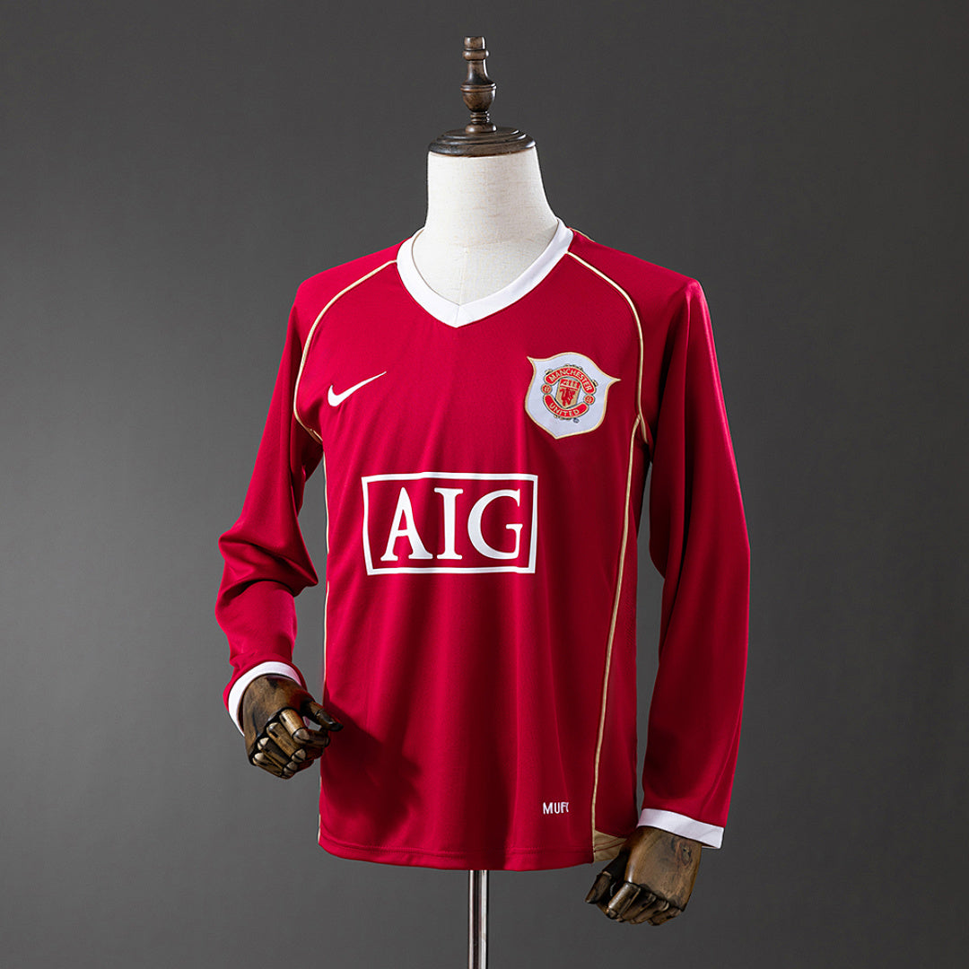 Camiseta Retro Manchester United Local Manga Larga 06/07 - frente
