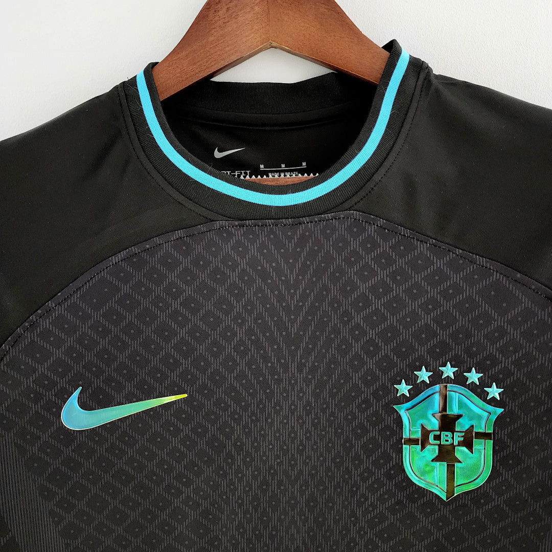 Camiseta Retro Brasil Negra y Blanca Negra 2022 - espalda