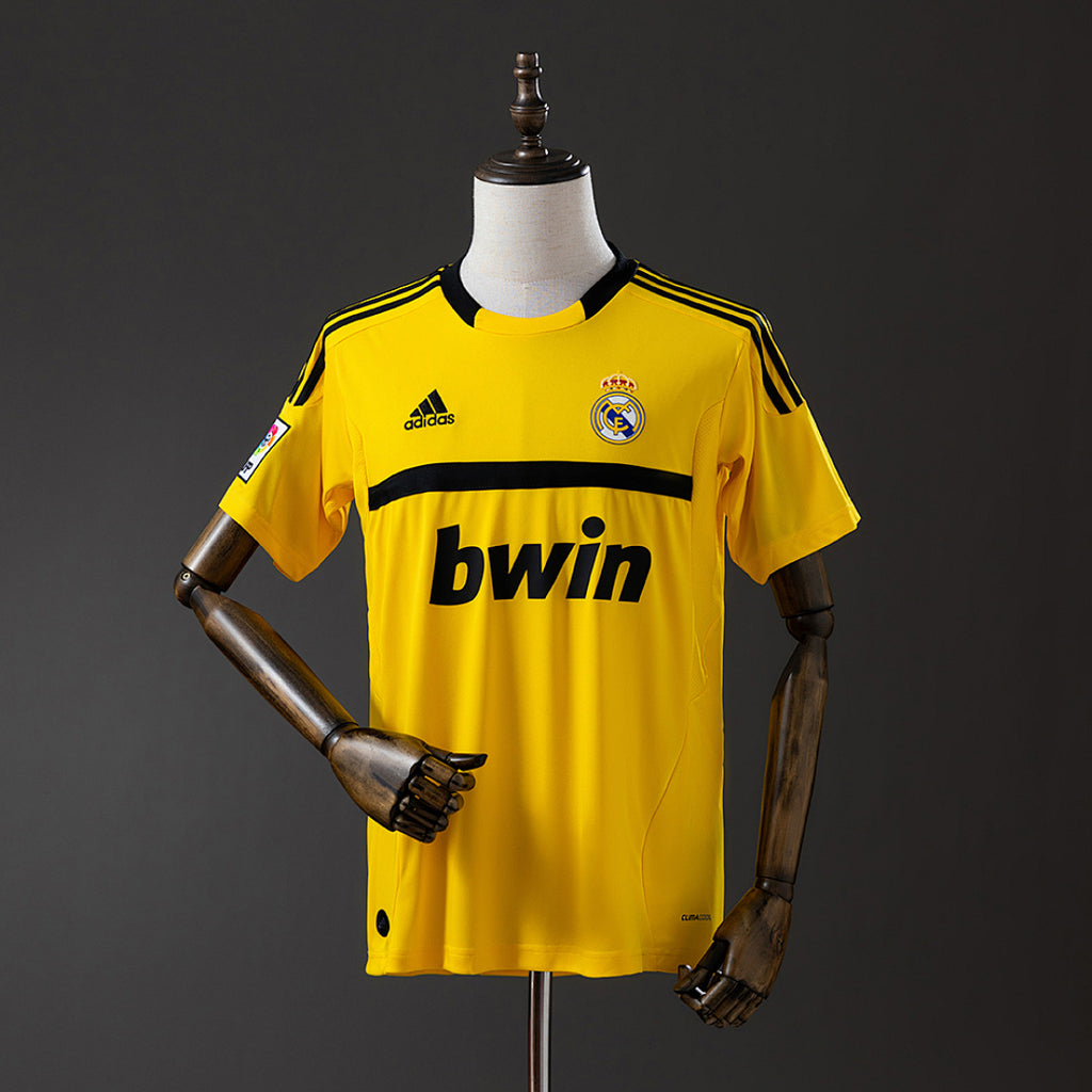 Camiseta Retro Real Madrid Portero Amarilla 11/12 - frente