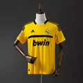 Camiseta Retro Real Madrid Portero Amarilla 11/12 - frente