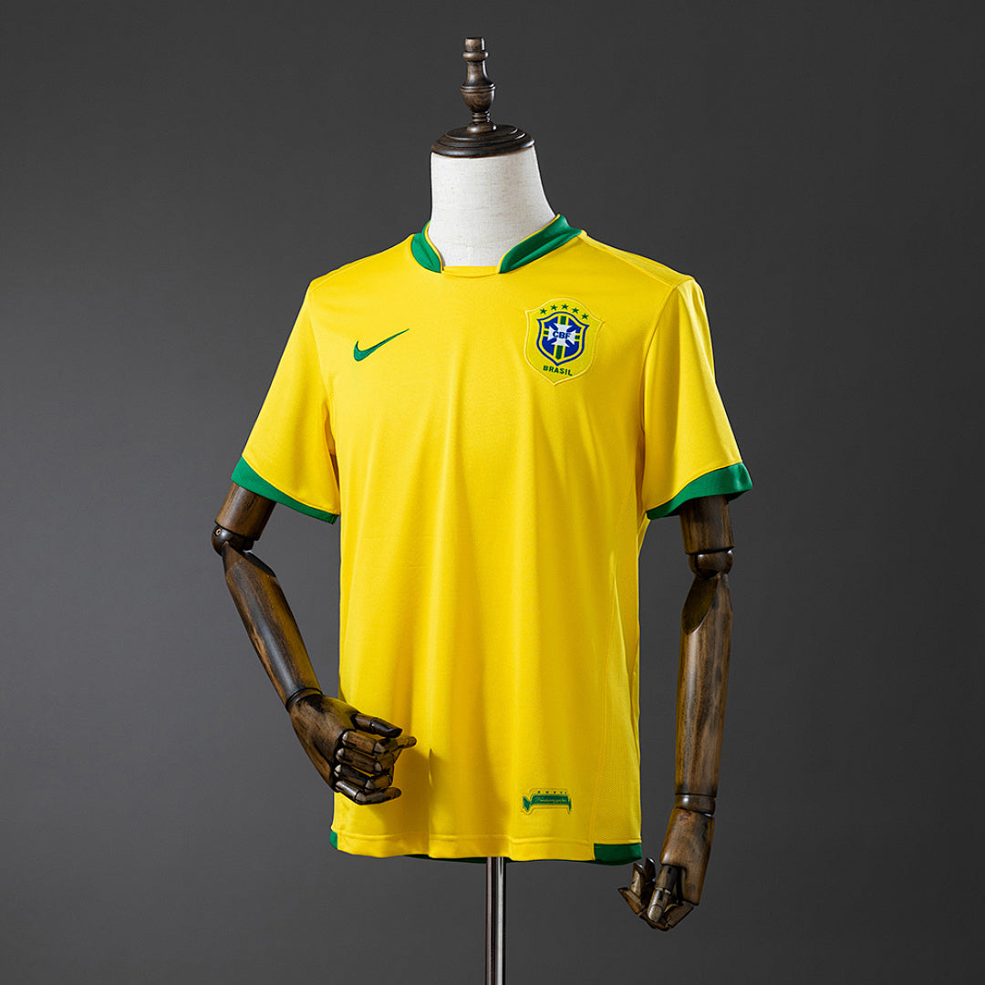 Camiseta Retro Brasil Local 2006 - frente