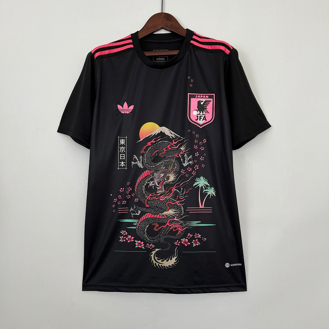 Camiseta Japón Negra y Burdeos Edición Especial 2023 - frente