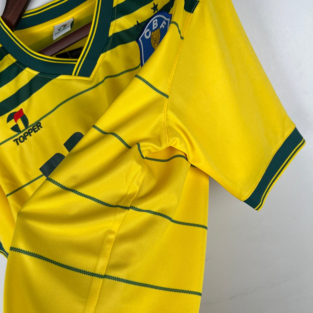 Camiseta Retro Brasil Local 1984 - espalda