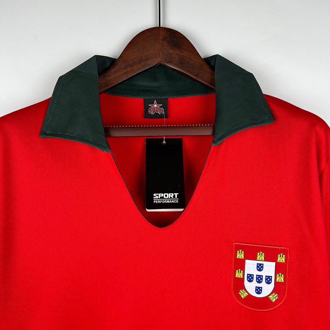 Camiseta Retro Portugal Local Roja y Gris Claro 1972 - espalda