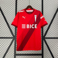 Camiseta U. Católica Visita 2024/25 - frente