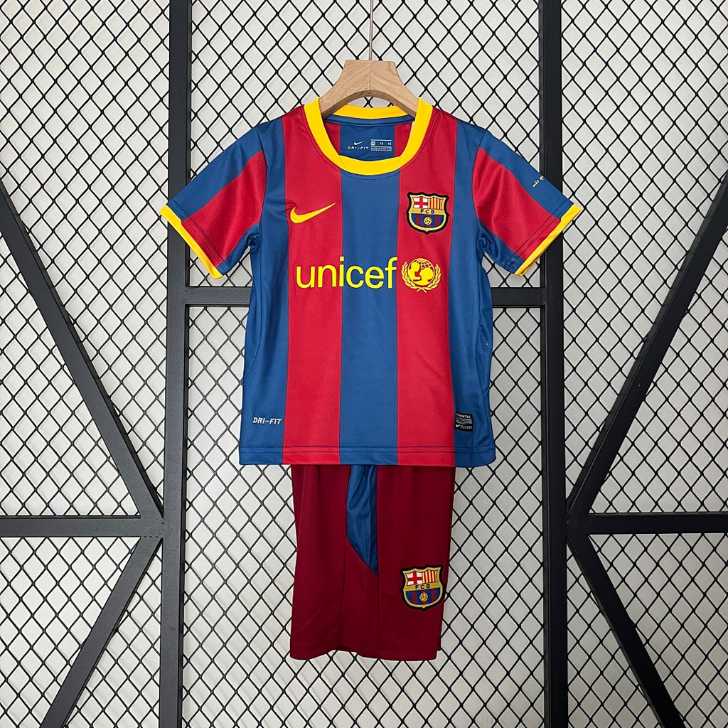 Conjunto Niños FC Barcelona Local Morada y Roja 10/11 - frente