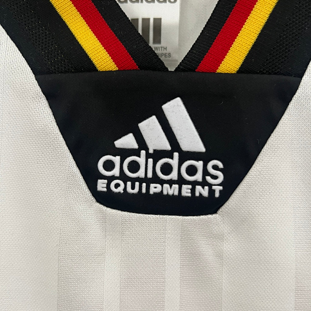 Conjunto Niños Alemania Local 1992 - espalda