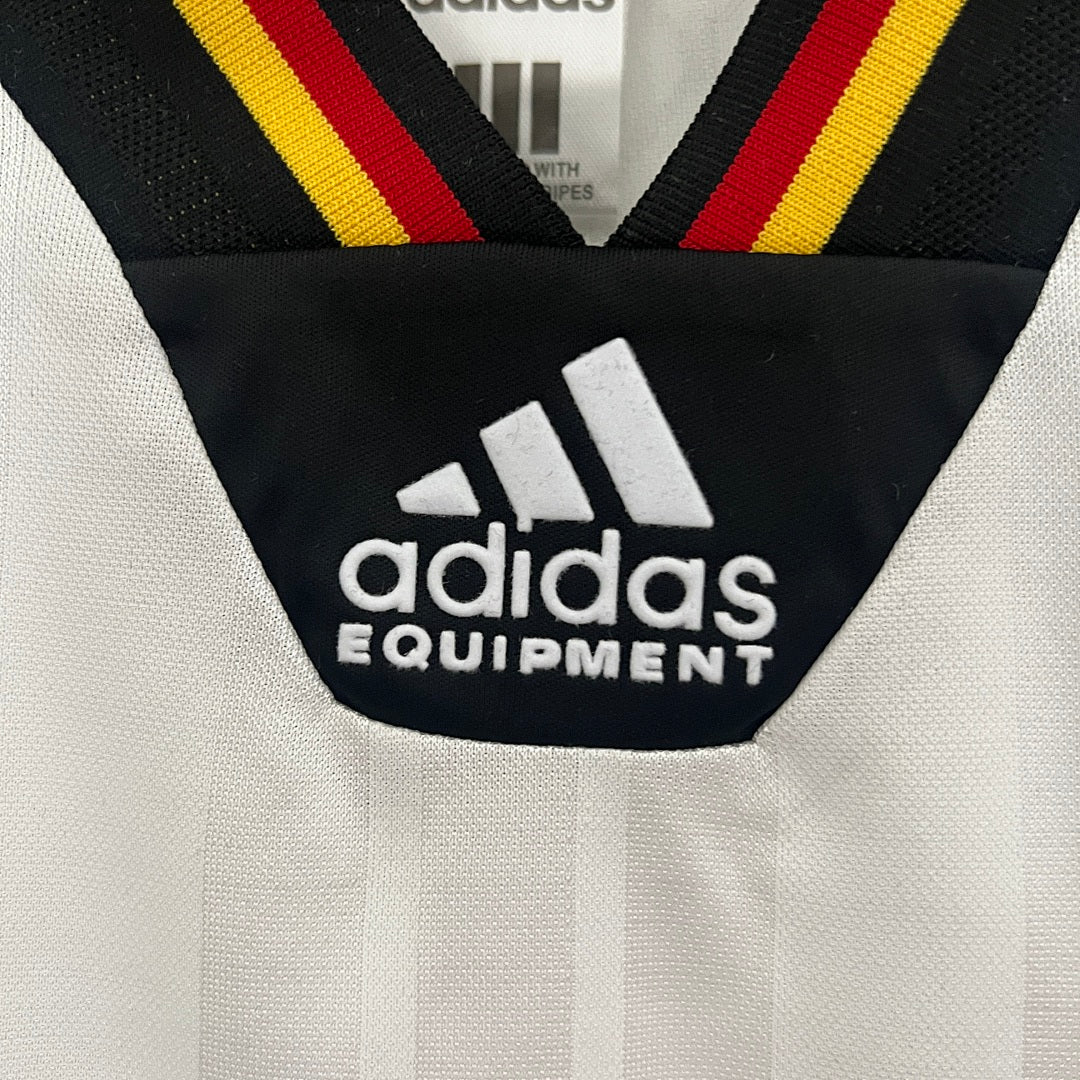Conjunto Niños Alemania Local 1992 - espalda