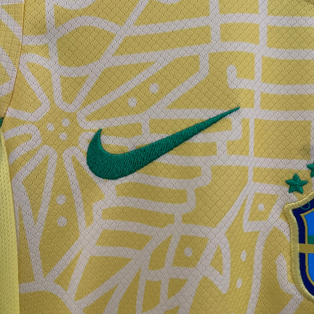 Conjunto Niños Brasil Local 2024 - espalda