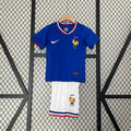 Conjunto Niños Francia Local 2024 - frente