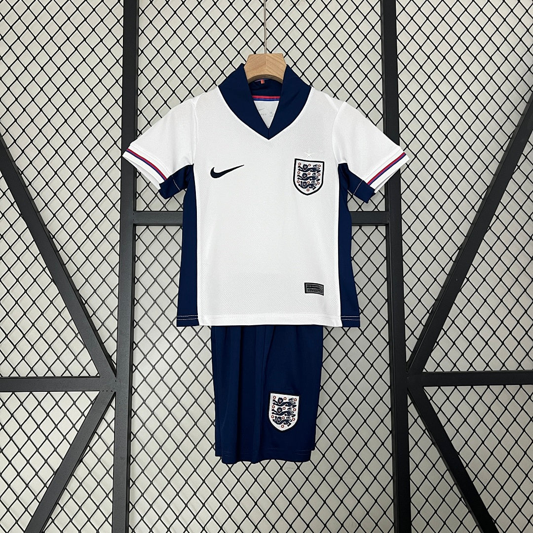 Conjunto Niños Inglaterra Local 2024 - frente