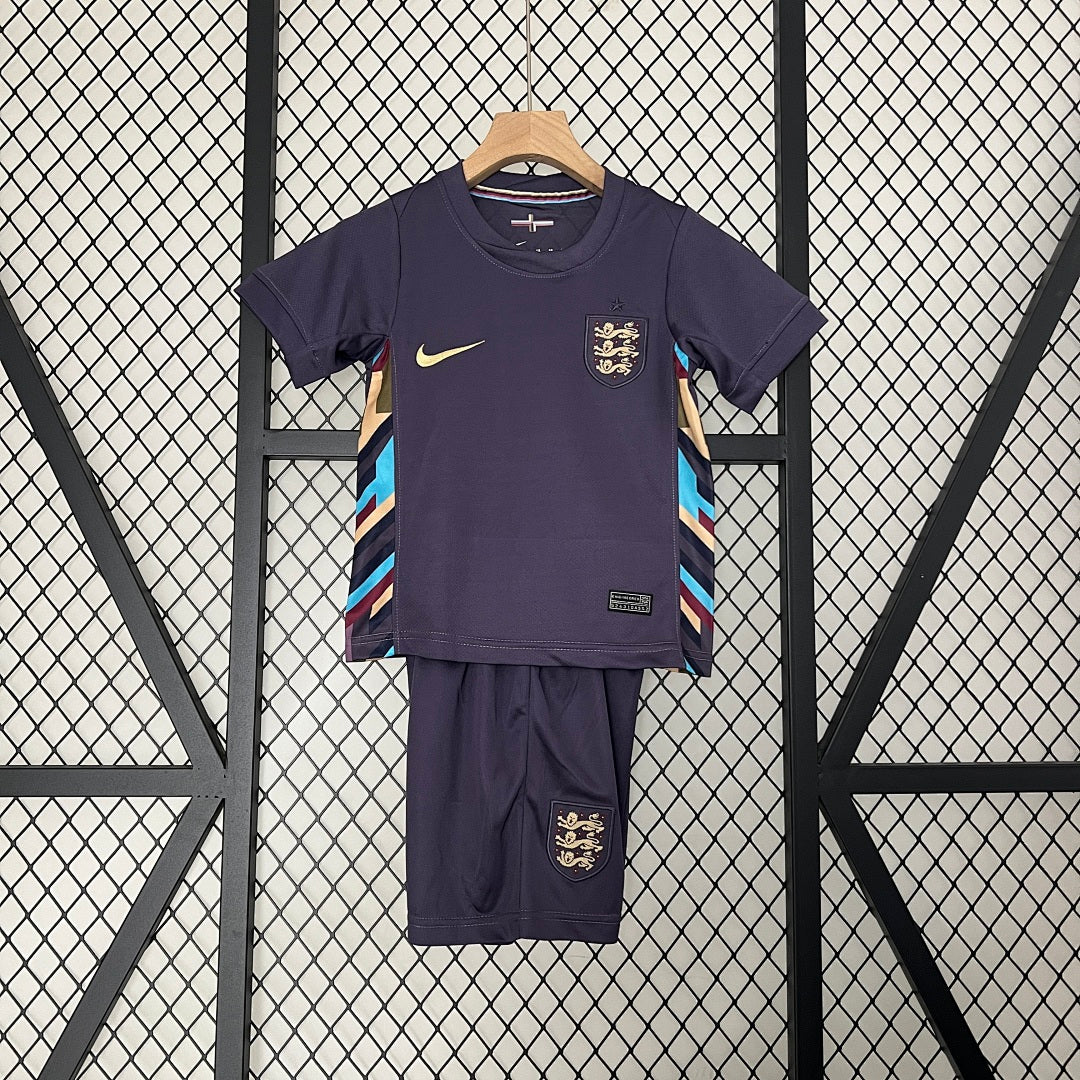 Conjunto Niños Inglaterra Visita 2024 - frente