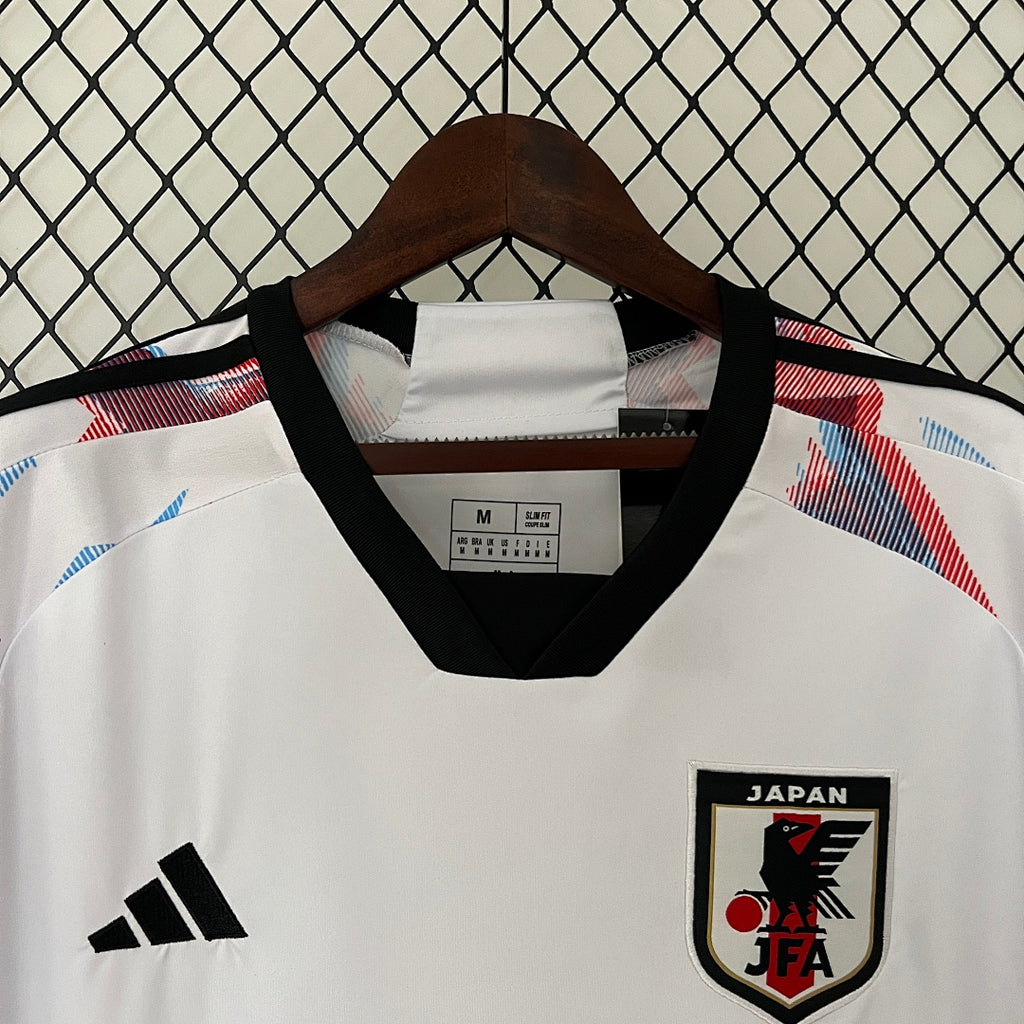 Camiseta Japón Blanca y Negra Edición Especial 2024 - espalda