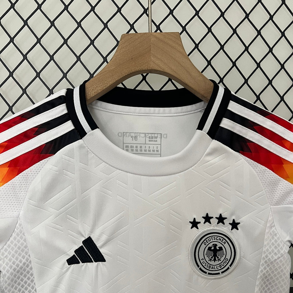Conjunto Niños Alemania Local 2024 - espalda