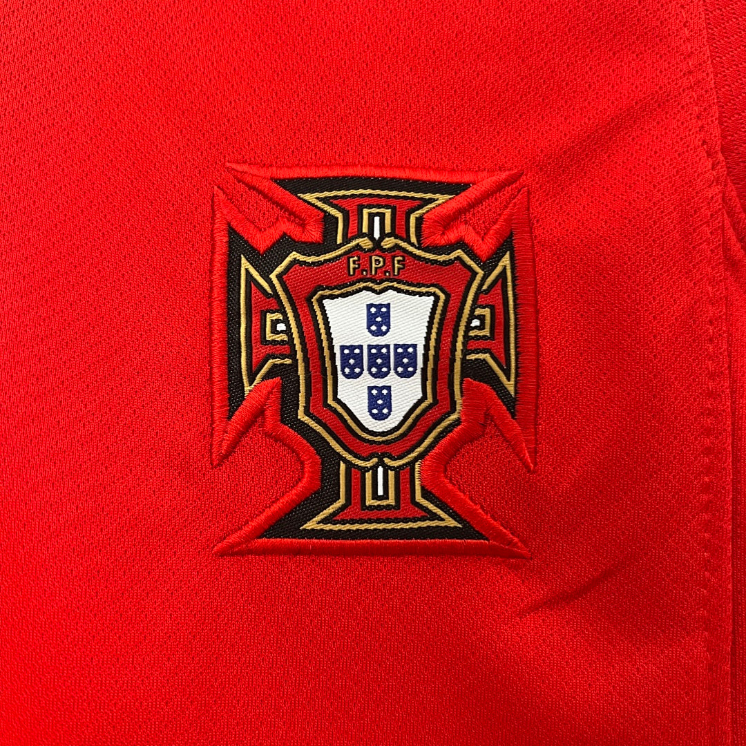 Conjunto Niños Portugal Local 2024 - espalda