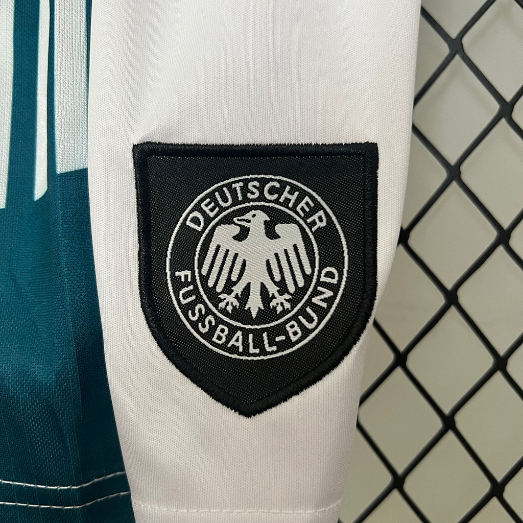 Conjunto Niños Alemania Local 1996 - espalda