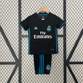 Conjunto Niños Real Madrid Visita 17/18 - frente