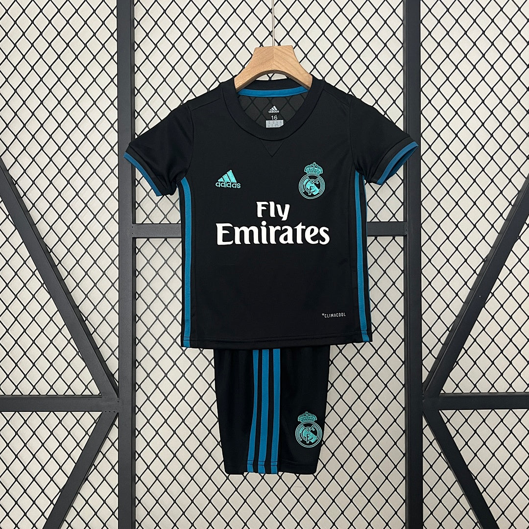 Conjunto Niños Real Madrid Visita 17/18 - frente