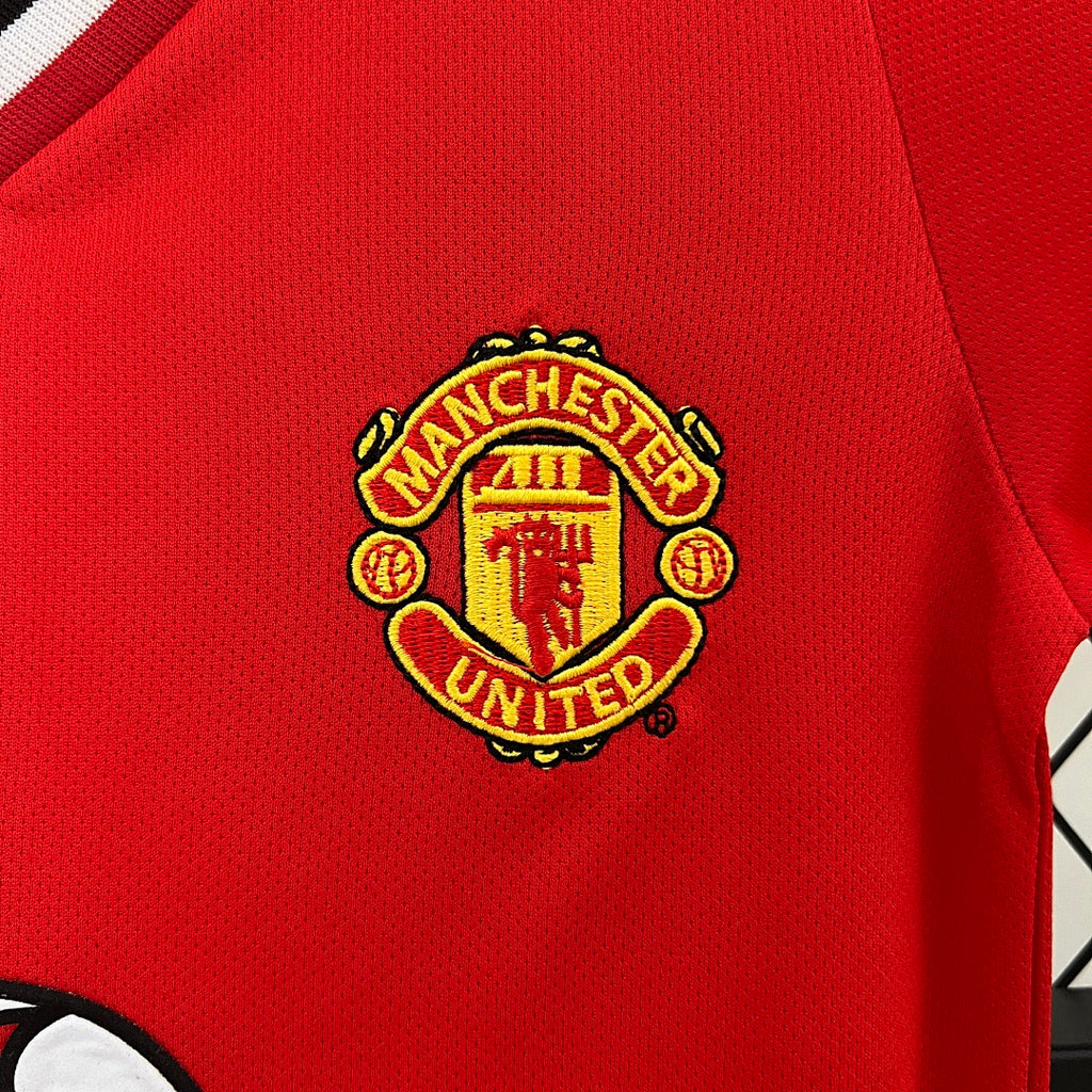 Conjunto Niños Manchester United Local 00/01 - espalda
