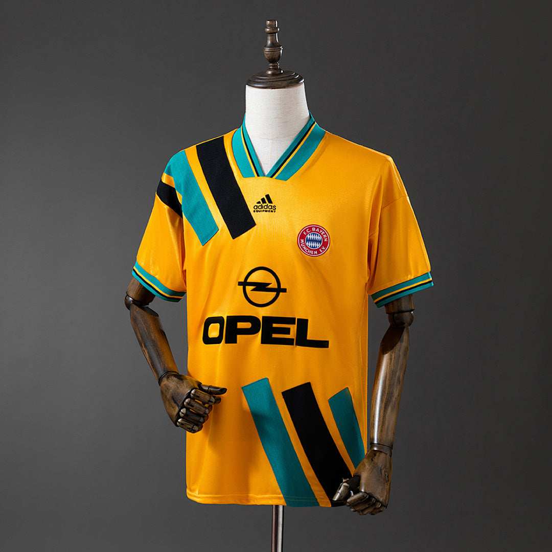 Camiseta Retro Bayern Múnich Visita 93/95 - frente