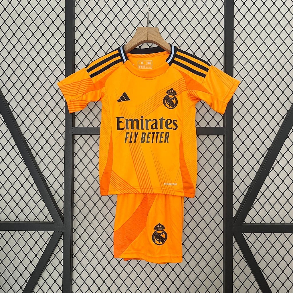 Conjunto Niños Real Madrid Visita 2024/25 - frente