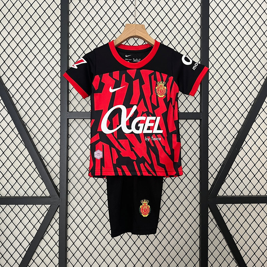 Conjunto Niños RCD Mallorca Local 2024/25 - frente