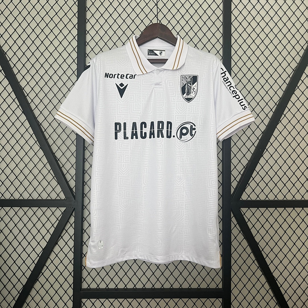 Camiseta Vitória de Guimarães Local 2024/25 - frente
