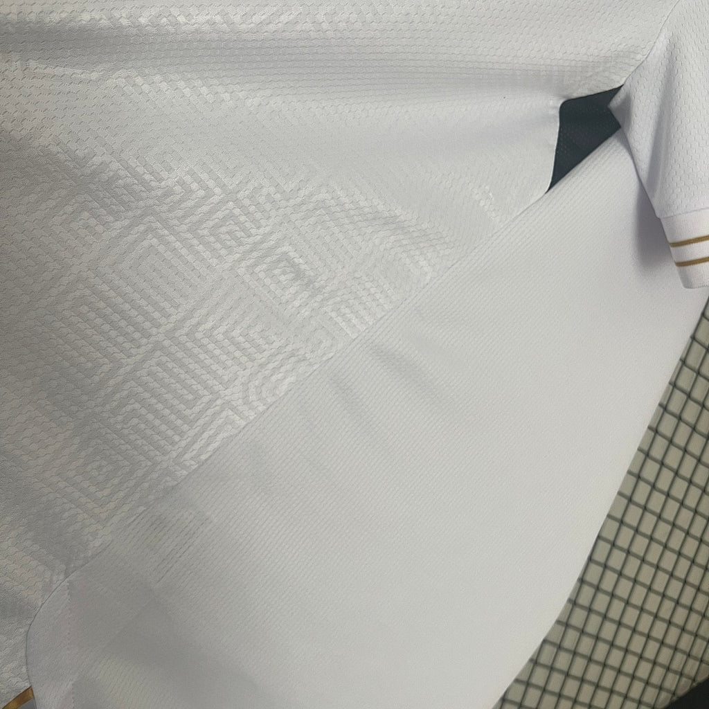 Camiseta Vitória de Guimarães Local 2024/25 - espalda