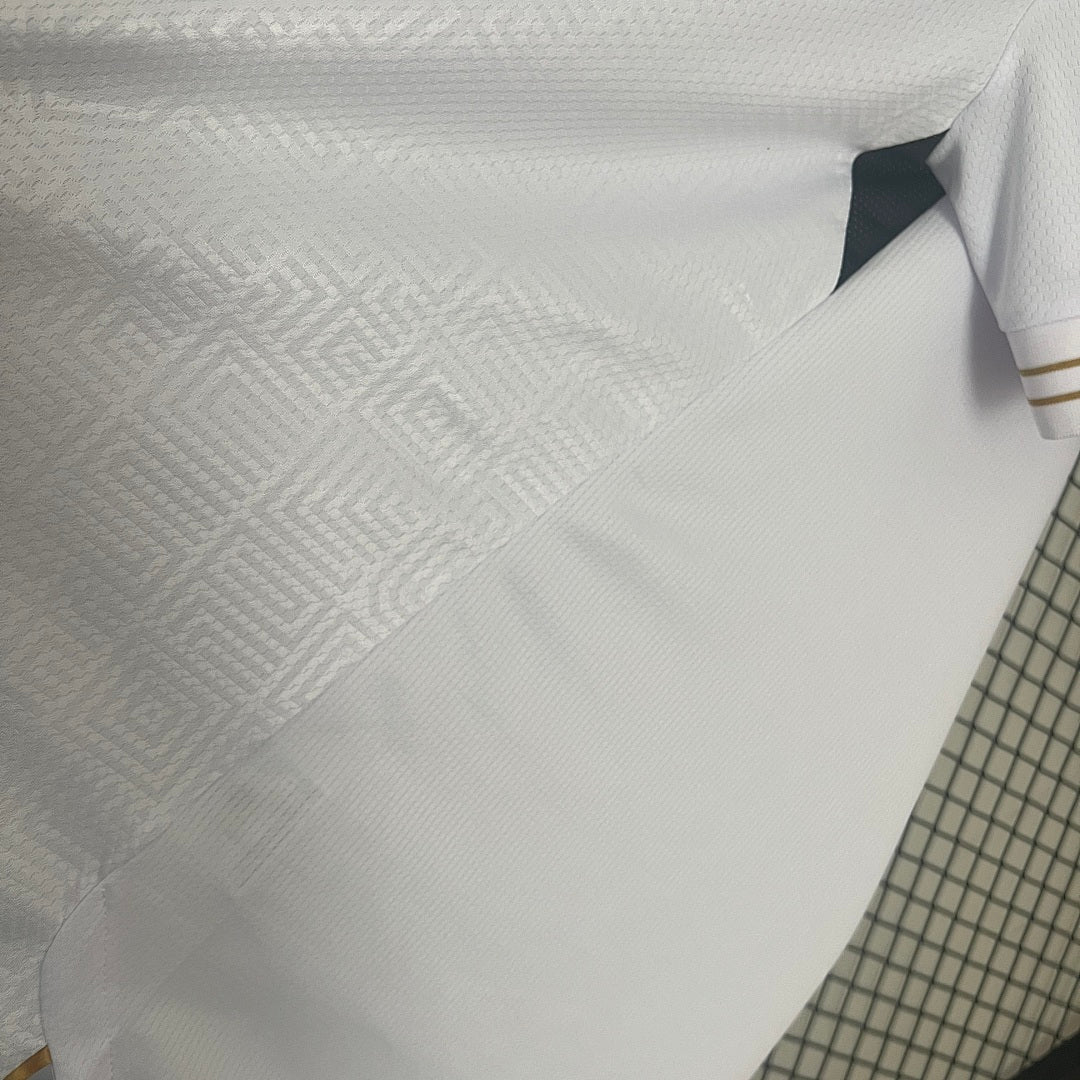 Camiseta Vitória de Guimarães Local 2024/25 - espalda