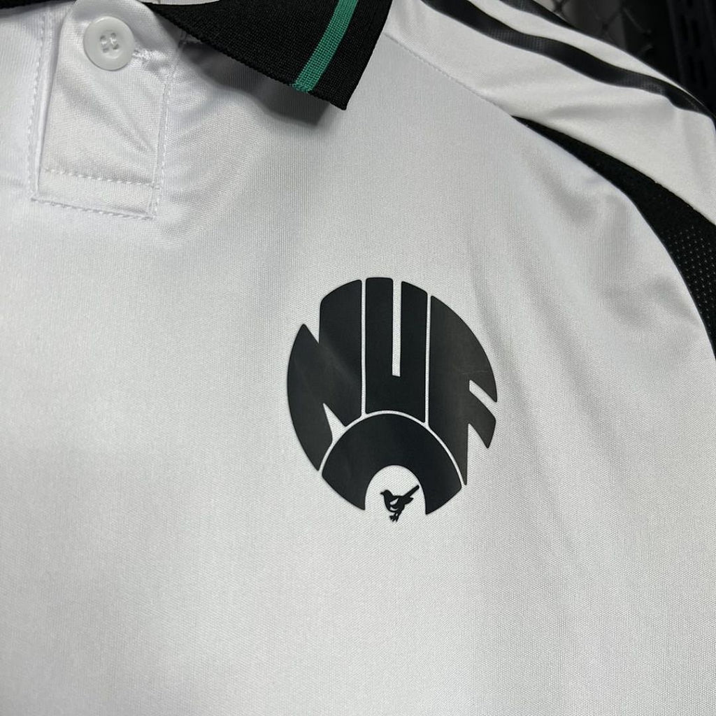 Camiseta Newcastle United Tercera 2024/25 - espalda