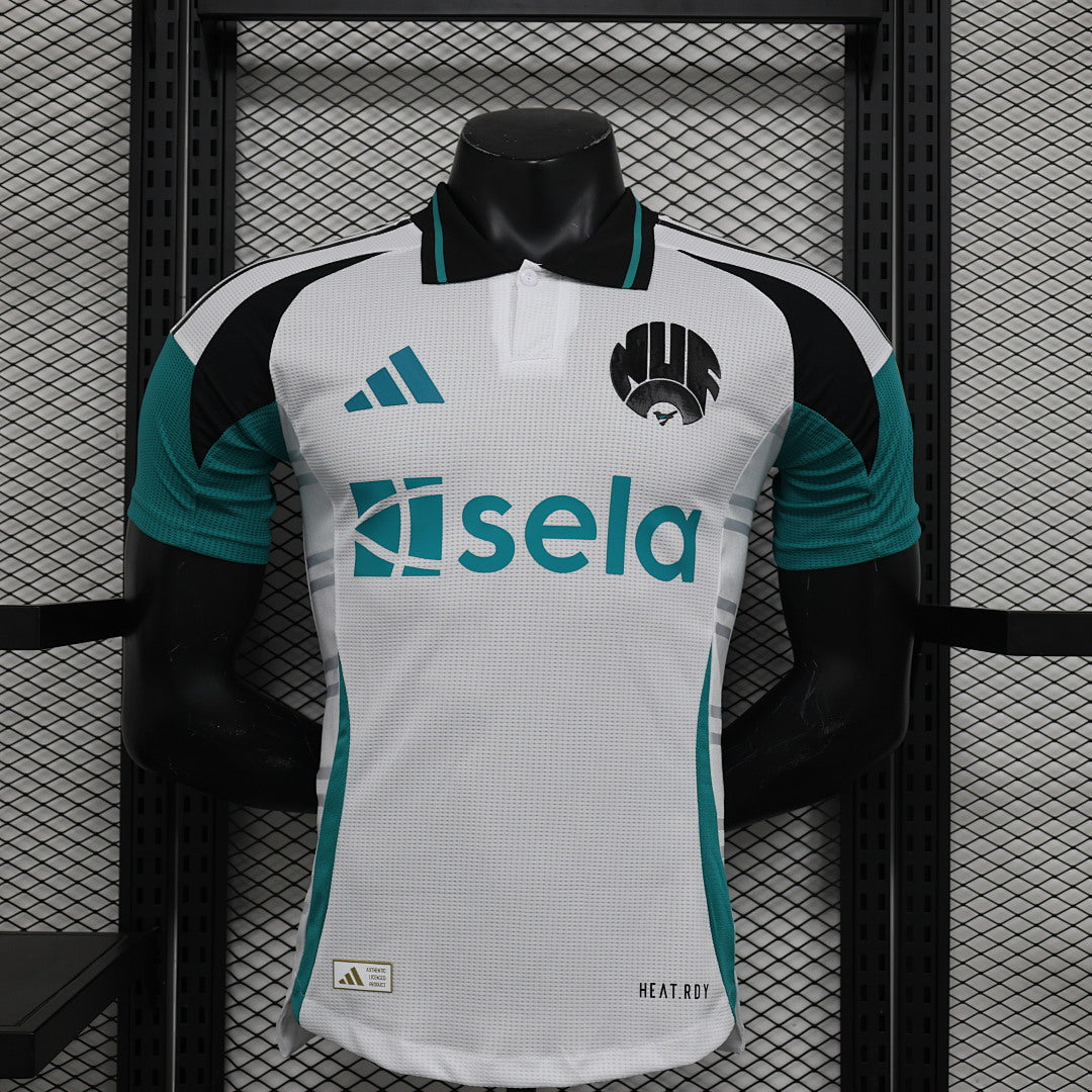Camiseta Newcastle United Tercera 2024/25 Versión Jugador - frente