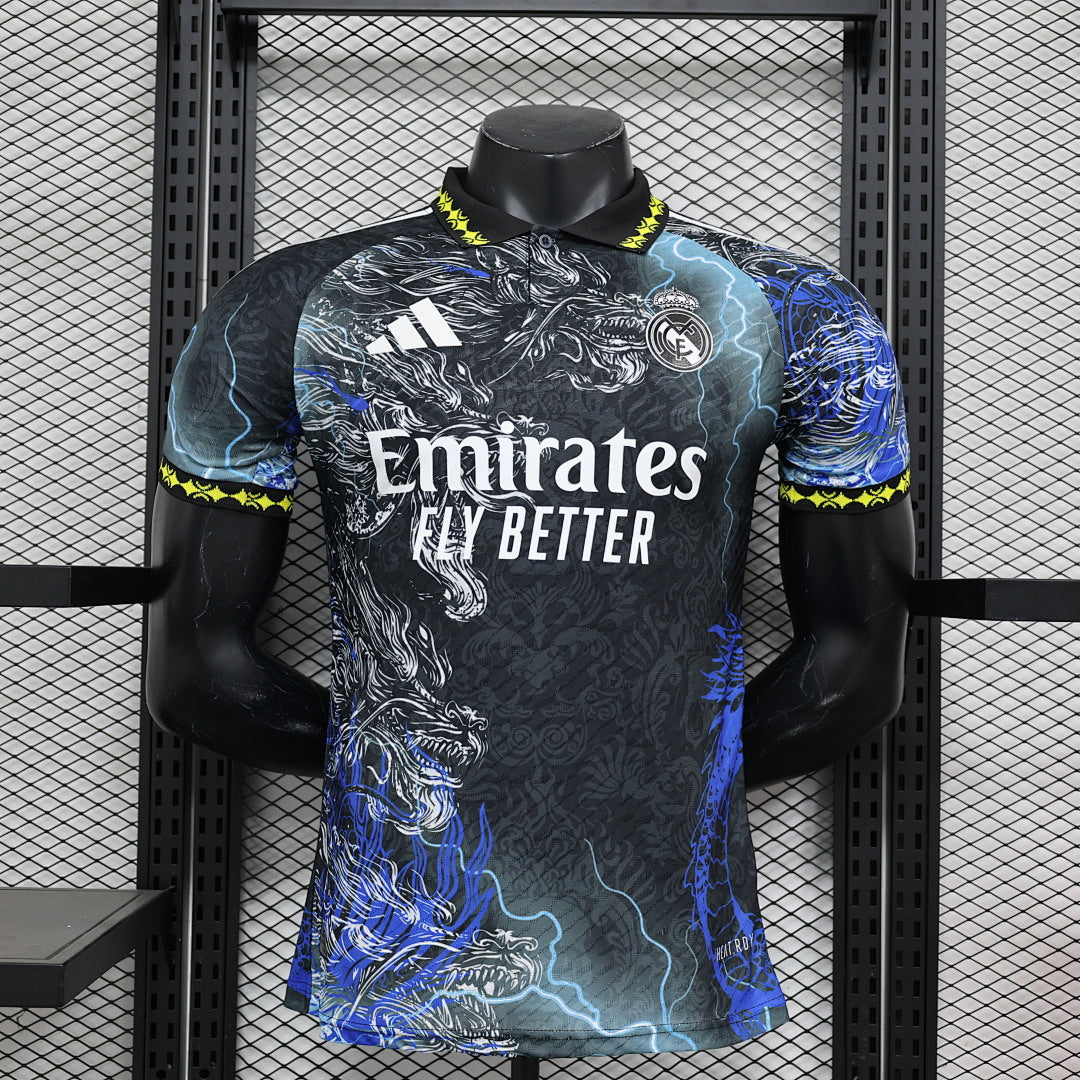 Camiseta Real Madrid Negra y Azul Marino Edición Especial 2024/25 Versión Jugador - frente