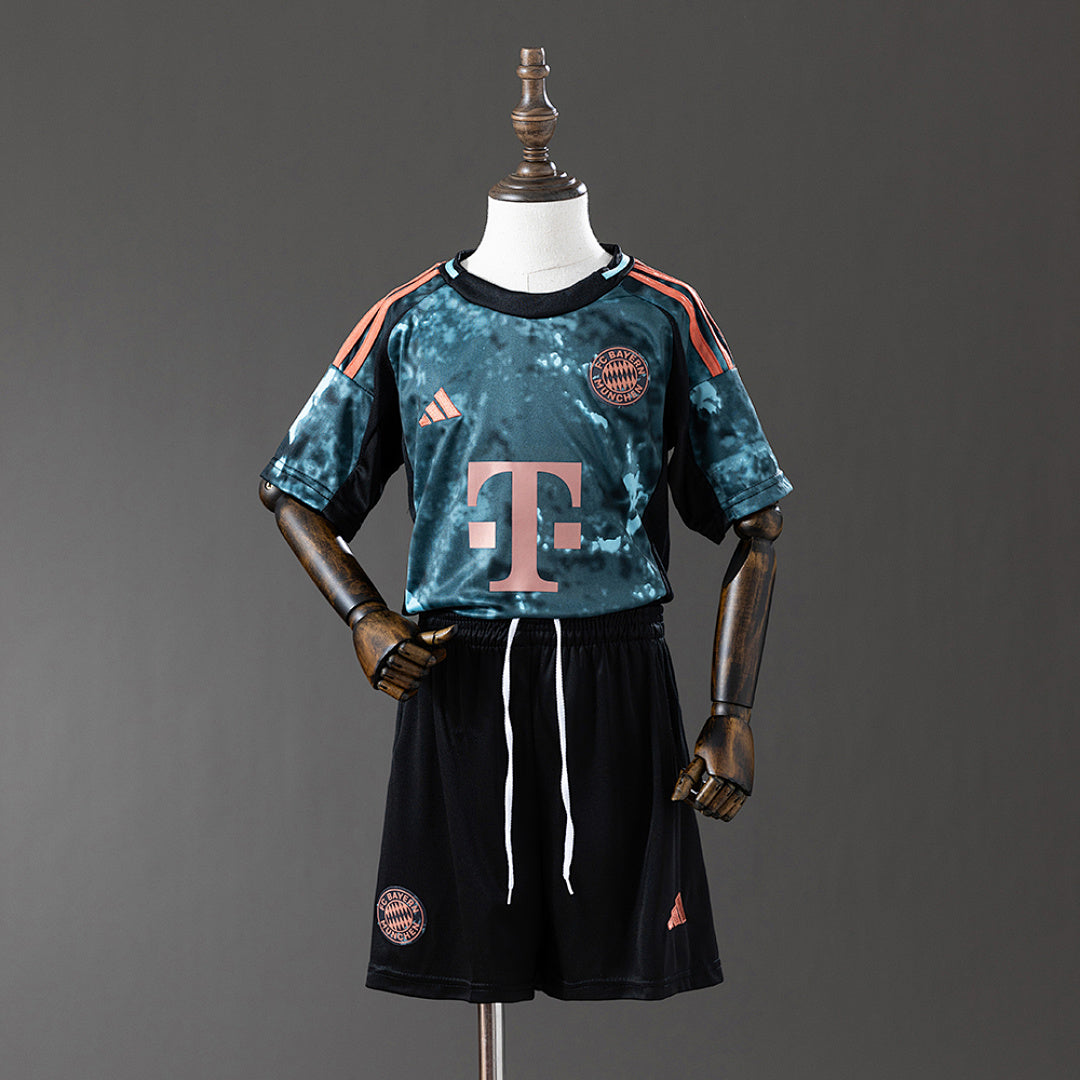 Conjunto Niños Bayern Múnich Visita 2024/25 - frente