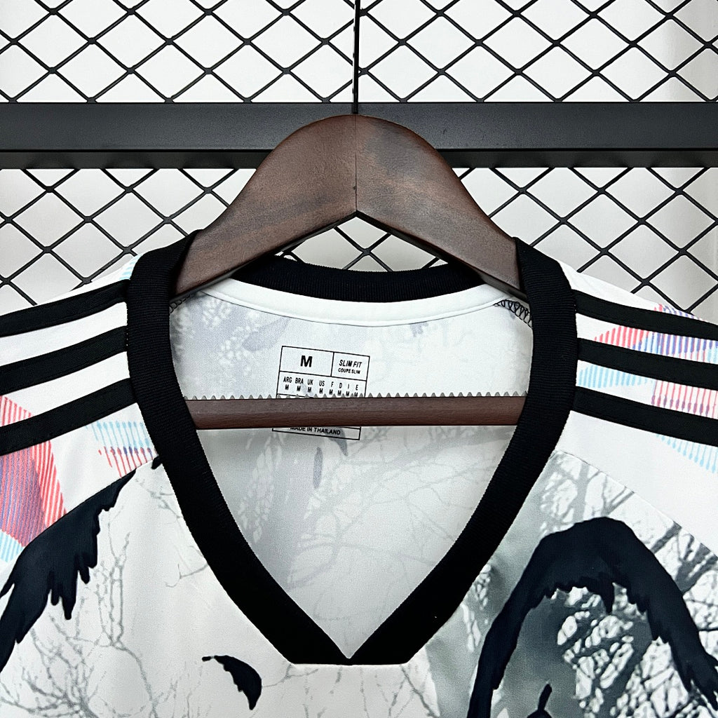 Camiseta Japón Azul y Blanca Edición Especial 2024 II - espalda
