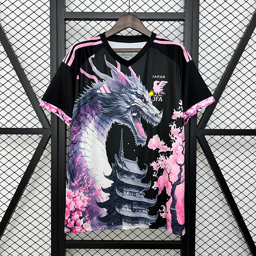 Camiseta Japón Negra y Rosada Edición Especial 2024 - frente