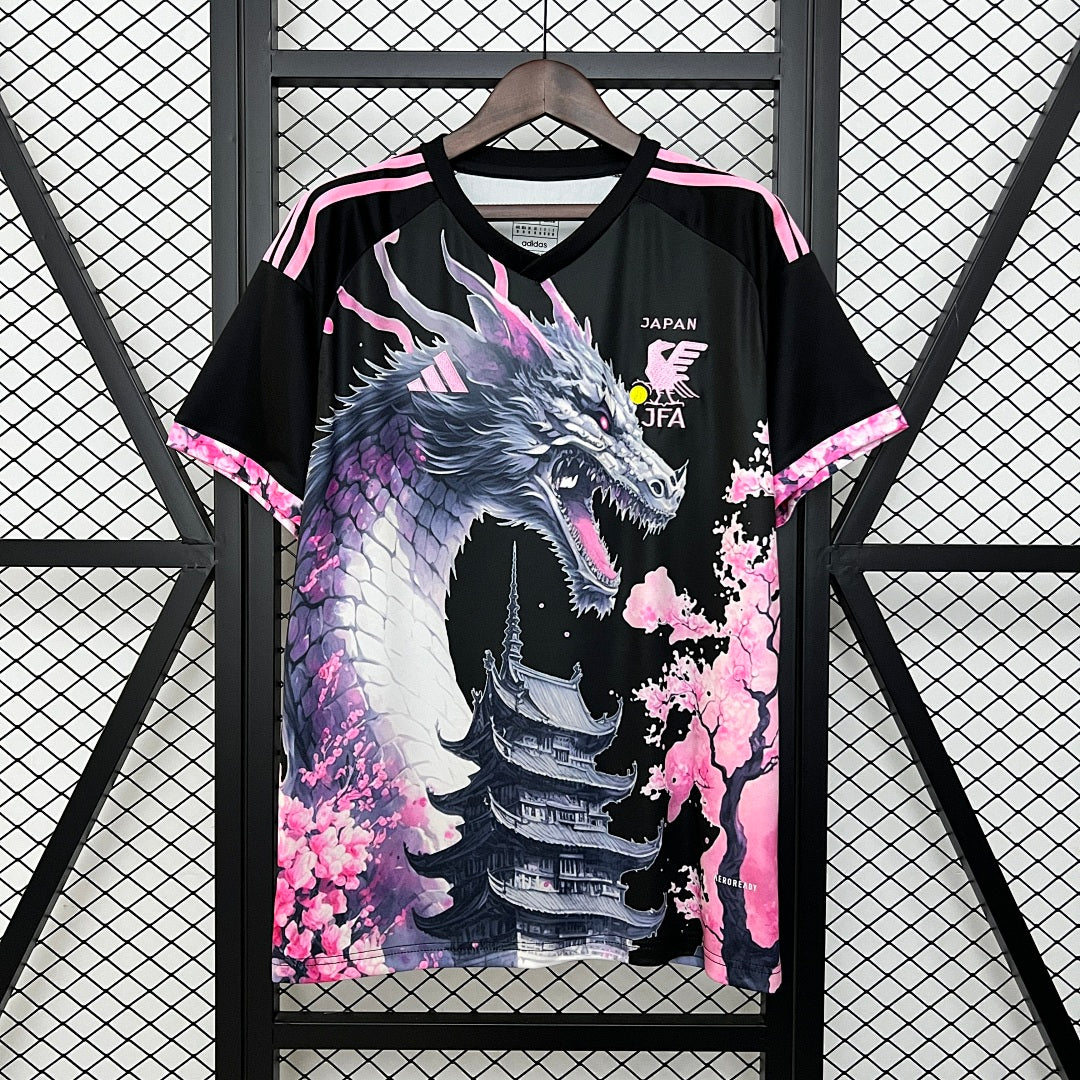 Camiseta Japón Negra y Rosada Edición Especial 2024 - frente