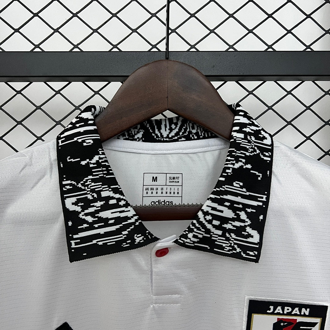Camiseta Japón Blanca y Negra Edición Especial 2024 VIII - espalda