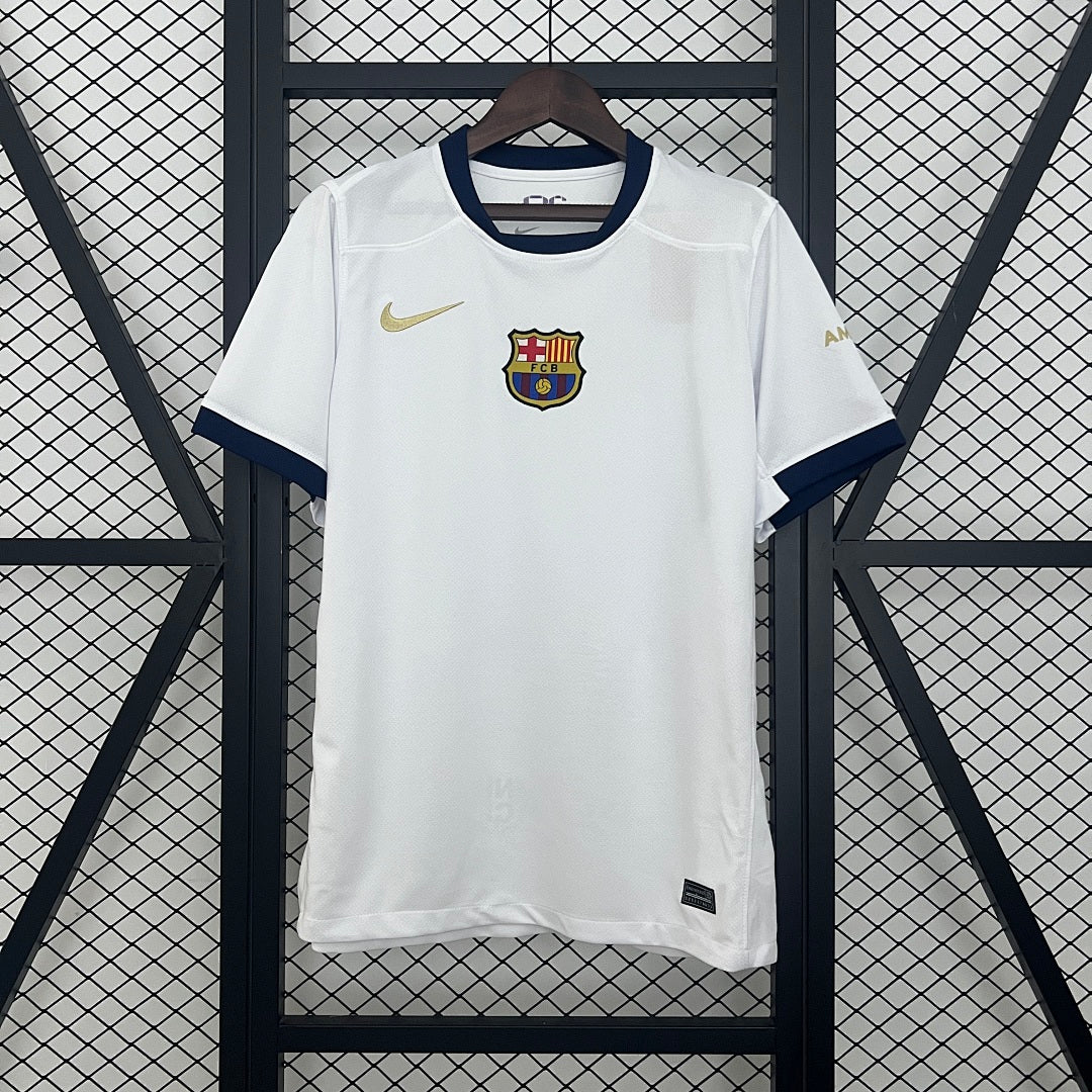 Camiseta FC Barcelona Gris Claro y Negra Edición Especial 2025/26 - frente