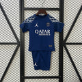 Conjunto Niños PSG Cuarta Azul Marino y Negra 2024/25 - frente