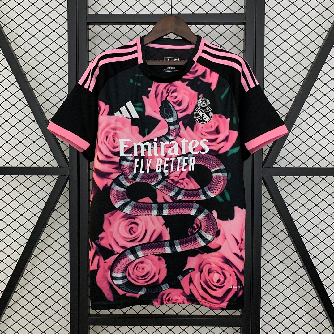 Camiseta Real Madrid Negra y Roja Edición Especial 2025/26 - frente