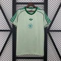 Camiseta Celtic Gris Claro y Negra Edición Especial 2025/26 - frente