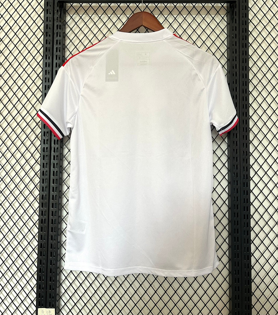 Camiseta Manchester United Roja y Blanca Edición Especial 2025/26 - espalda