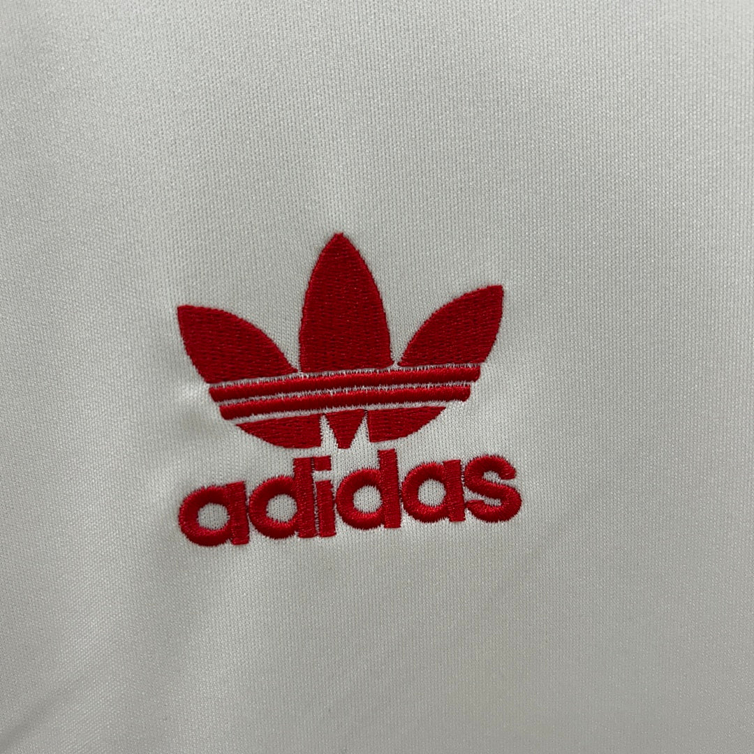 Camiseta Flamengo Gris Claro y Negra Edición Especial 2025/26 - espalda