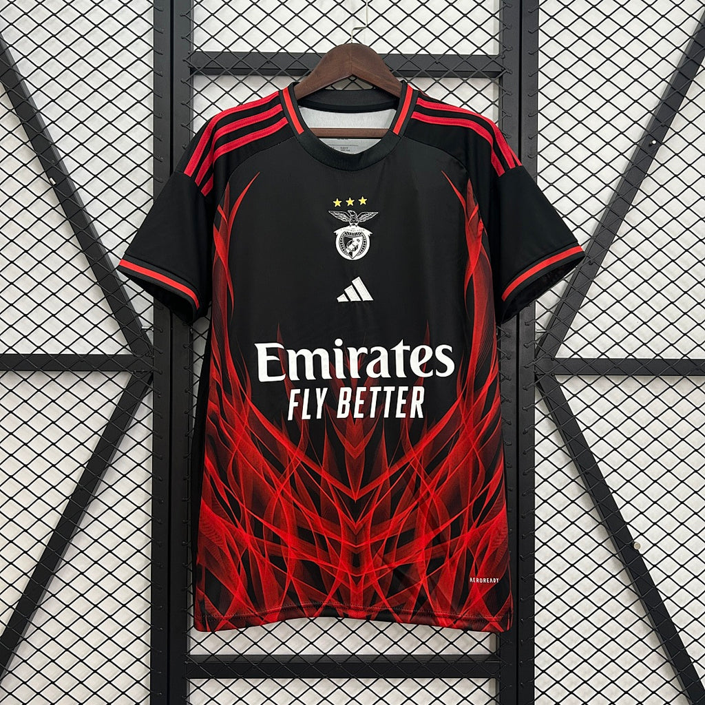 Camiseta SL Benfica Negra y Burdeos Edición Especial 2025/26 - frente