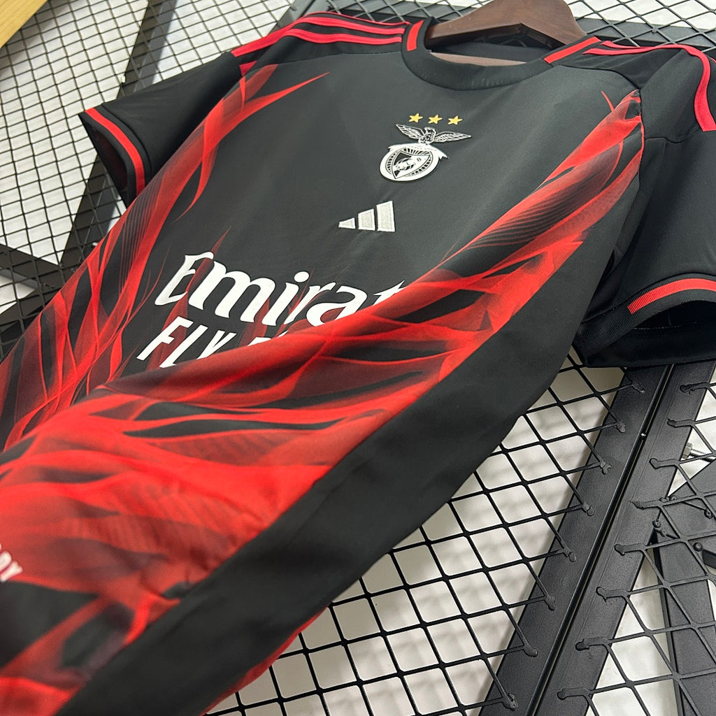 Camiseta SL Benfica Roja y Negra Edición Especial 2025/26 - espalda