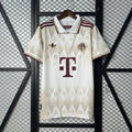 Camiseta Bayern Múnich Gris Claro y Amarilla Edición Especial 2025/26 - frente
