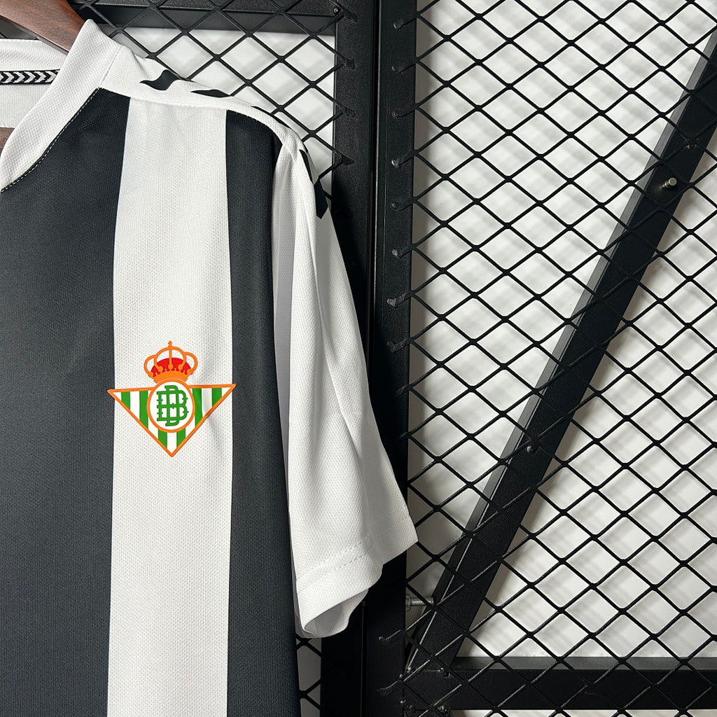 Camiseta Real Betis Negra y Blanca Edición Especial 2025/26 - espalda
