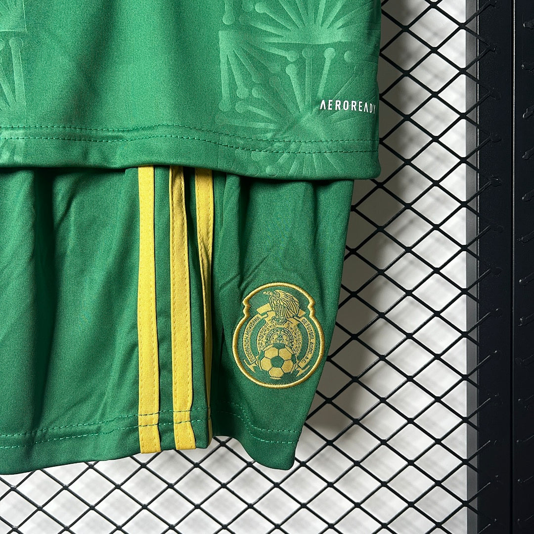 Conjunto Niños México Verde Oscuro y Verde Edición Especial 2025 - espalda